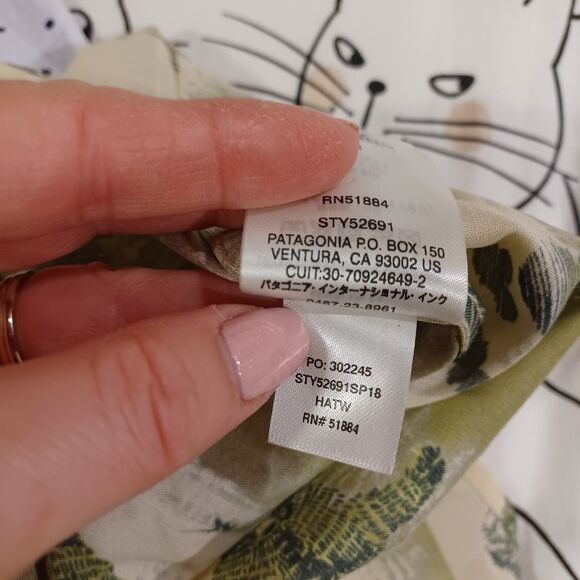 NWT Patagonia Go To Button Up Shirt Yosemite Half Dome Bear Print Size Large - Picture 9 of 9